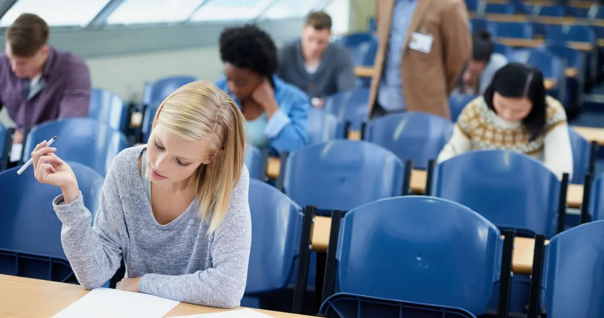Curso Técnico é considerado Título em Concurso Público?