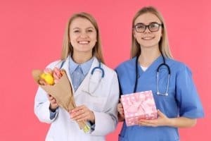Dia da Enfermagem: conheça a história da profissão e tudo sobre a data