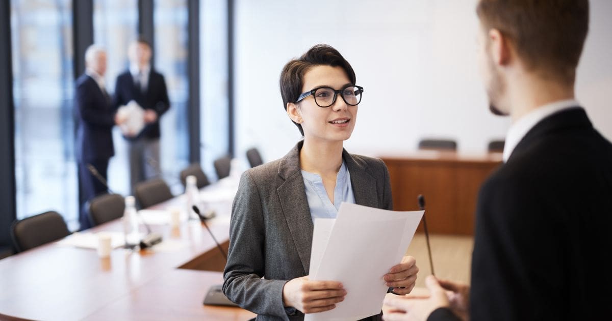 Estudante de Negócios - Estágio Técnico em Administração